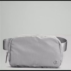 Lululemon Everywhere Belt Bag— SOLD
